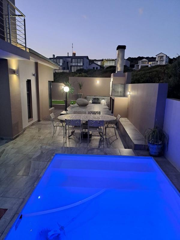 4 Bedroom Property for Sale in Pinnacle Point Golf Estate Western Cape